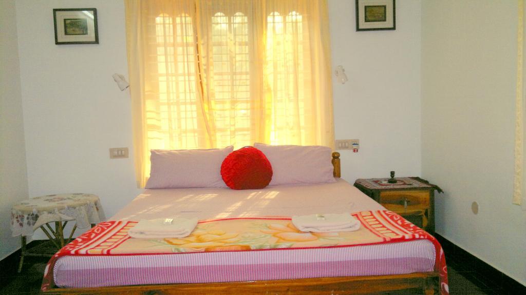 Ganesh House Homestay Kovalam Luaran gambar