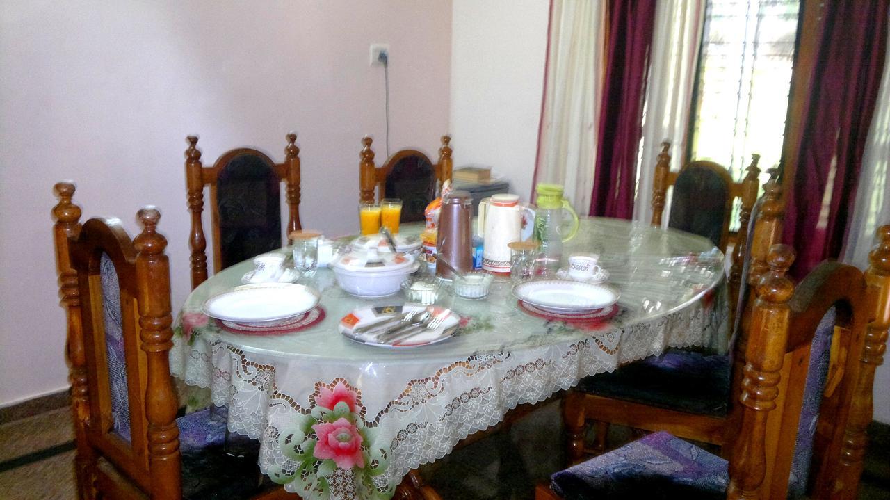 Ganesh House Homestay Kovalam Luaran gambar