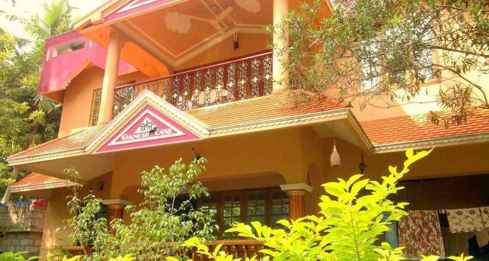 Ganesh House Homestay Kovalam Luaran gambar